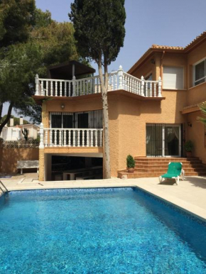  Villa las Amapolas Campoamor  Дееса Де Кампоамор
